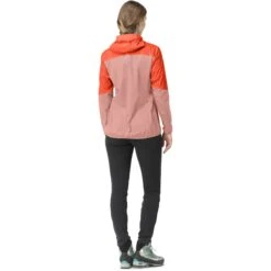 Norrona Falketind Aero60 Hood Jas Dames - Orange Alert/Peach Amber -Norrona norrona falketind aero60 hood women orange alert peach amber model 2 1399431