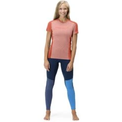 Norrona Falketind Equaliser Merino T-Shirt Dames - Peach Amber/Orange Alert -Norrona norrona falketind equaliser merino t shirt women peach amber orange alert 3 1253642