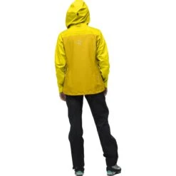 Norrona Falketind Gore-Tex Jas Dames - Blazing Yellow/Sulphur -Norrona norrona falketind gore tex jacket women blazing yellow sulphur model 2 1399478