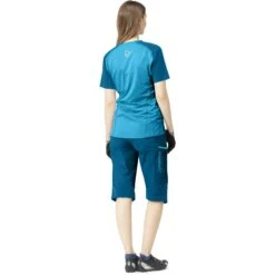 Norrona Fjørå Equaliser Lightweight T-Shirt Dames - Mykonos Blue/Aquarius -Norrona norrona fjora equaliser lightweight t shirt women mykonos blue aquarius model 2 1399589