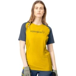 Norrona Fjørå Equaliser Lightweight T-Shirt Dames - Sulphur/Vintage Indigo