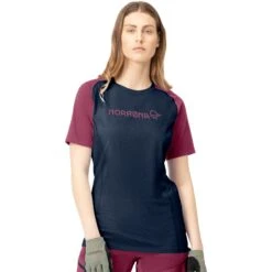 Norrona Fjørå Equaliser Lightweight T-Shirt Dames - Violet Quartz/Indigo Night