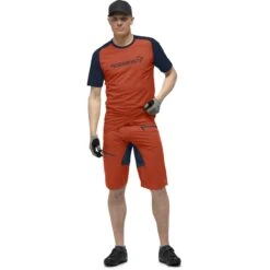 Norrona Fjørå Flex1 Mid Weight Short Heren - Rooibos Tea/Indigo Night -Norrona norrona fjora flex1 mid weight shorts men rooibos tea indigo night model 1 1399734