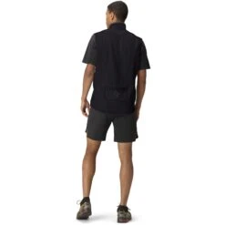 Norrona Senja Aero90 Vest Heren - Caviar 9 Norrona Senja Aero90 Vest Heren - Caviar -Norrona norrona senja aero90 herren weste caviar model 2 1399813