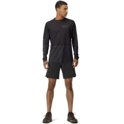 Norrona Senja Equaliser Lightweight Shirt Met Lange Mouwen Heren - Caviar -Norrona norrona senja equaliser lightweight long sleeve men caviar model 1 1399851