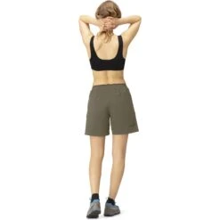 Norrona Senja Flex1 8 Inch Short Dames - Olive Night -Norrona norrona senja flex1 8 inch shorts women olive night model 2 1399939