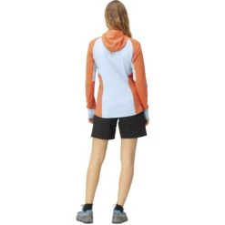 Norrona Senja Warm1 Hood Fleece Trui Dames - Flamingo -Norrona norrona senja warm1 hood women flamingo model 2 1399997